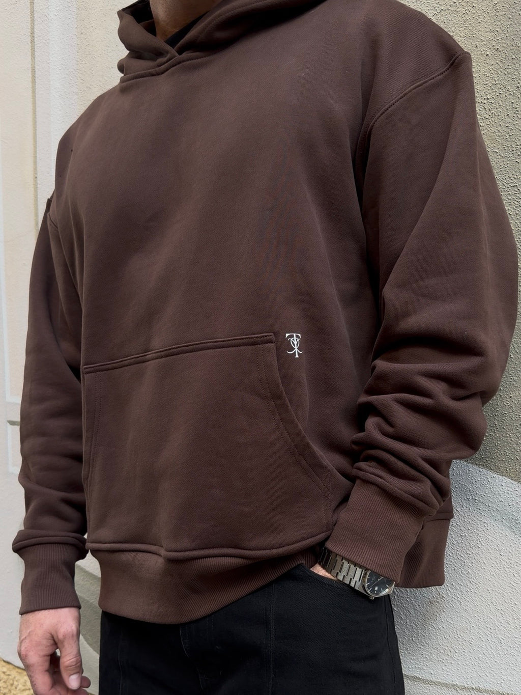 Telos Rae Box Hoodie in espresso brown, cropped cut detail